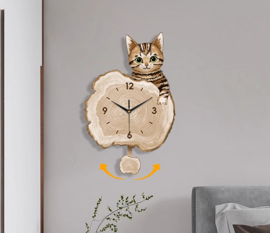 Cute Cartoon Cat Clock Watch With Cream Wind